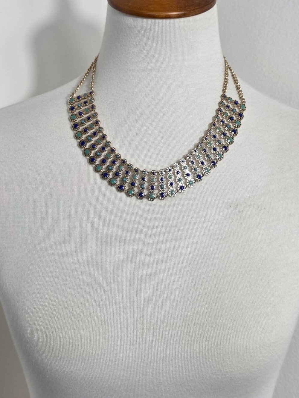 Unbranded Bib-Style Choker Multiple Rows Green & Blue Beads Gold Lattice Setting